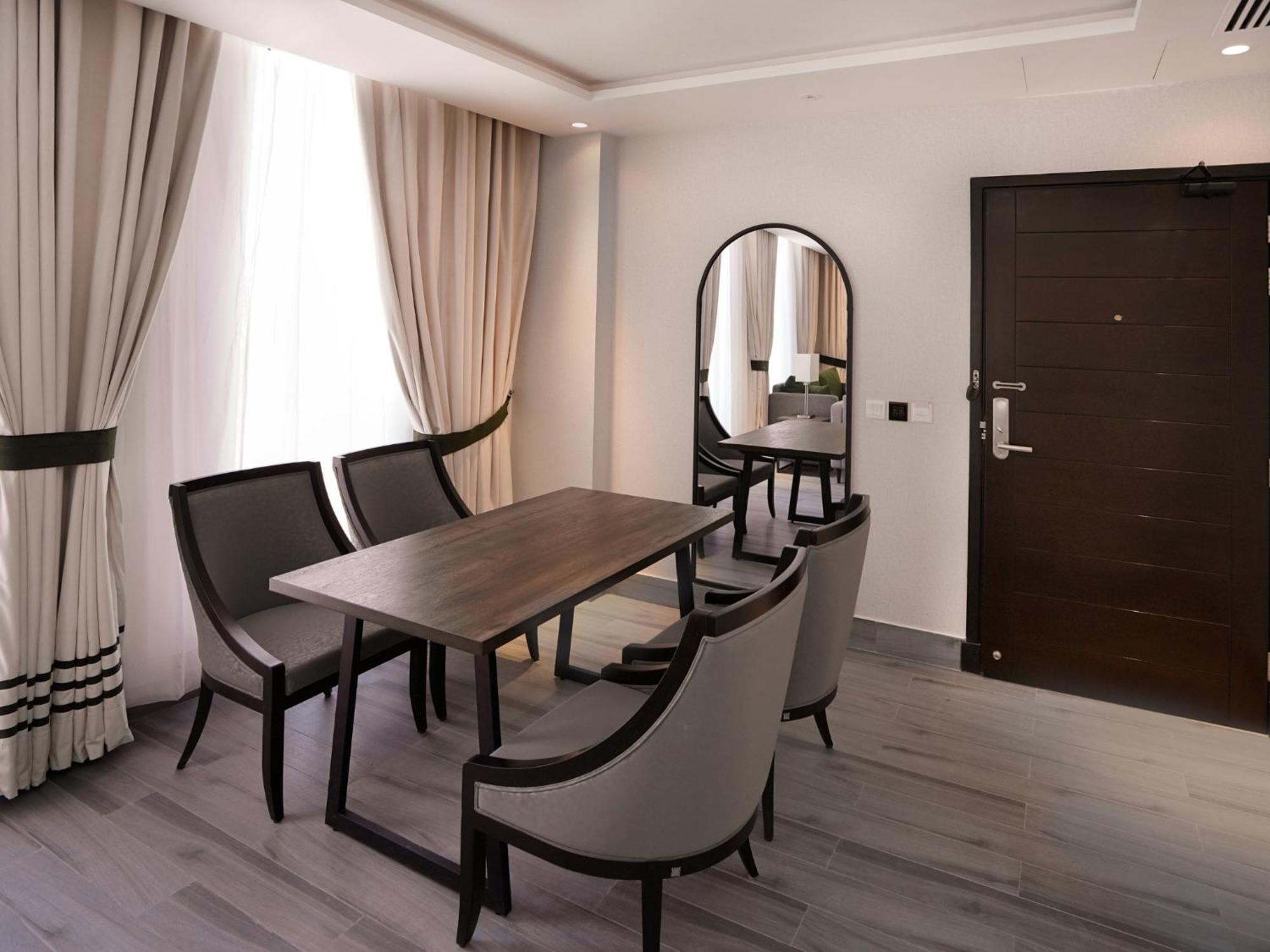 Hotel One Vogue Mall 35 Rawalpindi Buitenkant foto